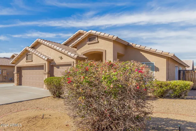 $2,295 | 8338 West Paradise Drive, Peoria, AZ 85345