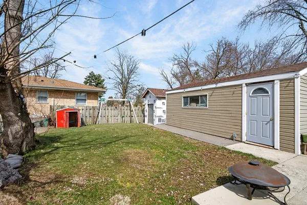 $350,000 | 5201 Oak Street, Bellwood, IL 60104