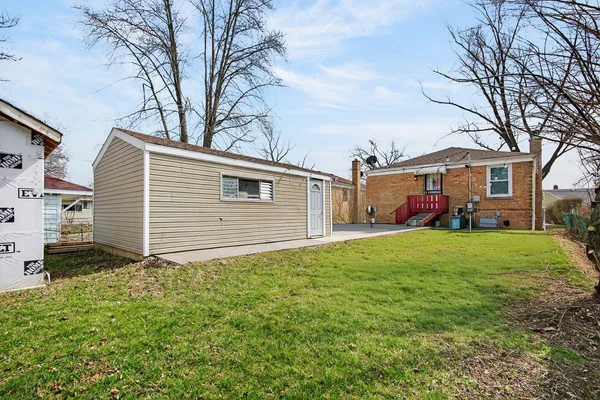 $350,000 | 5201 Oak Street, Bellwood, IL 60104