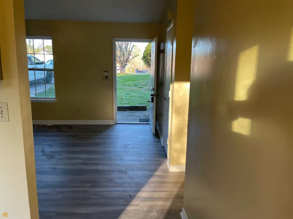 $1,500 | 10399 Briarbay Drive, Jonesboro, GA 30238