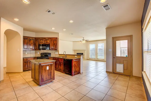 $2,395 | 3217 Hornbeam Street, Denton, TX 76226