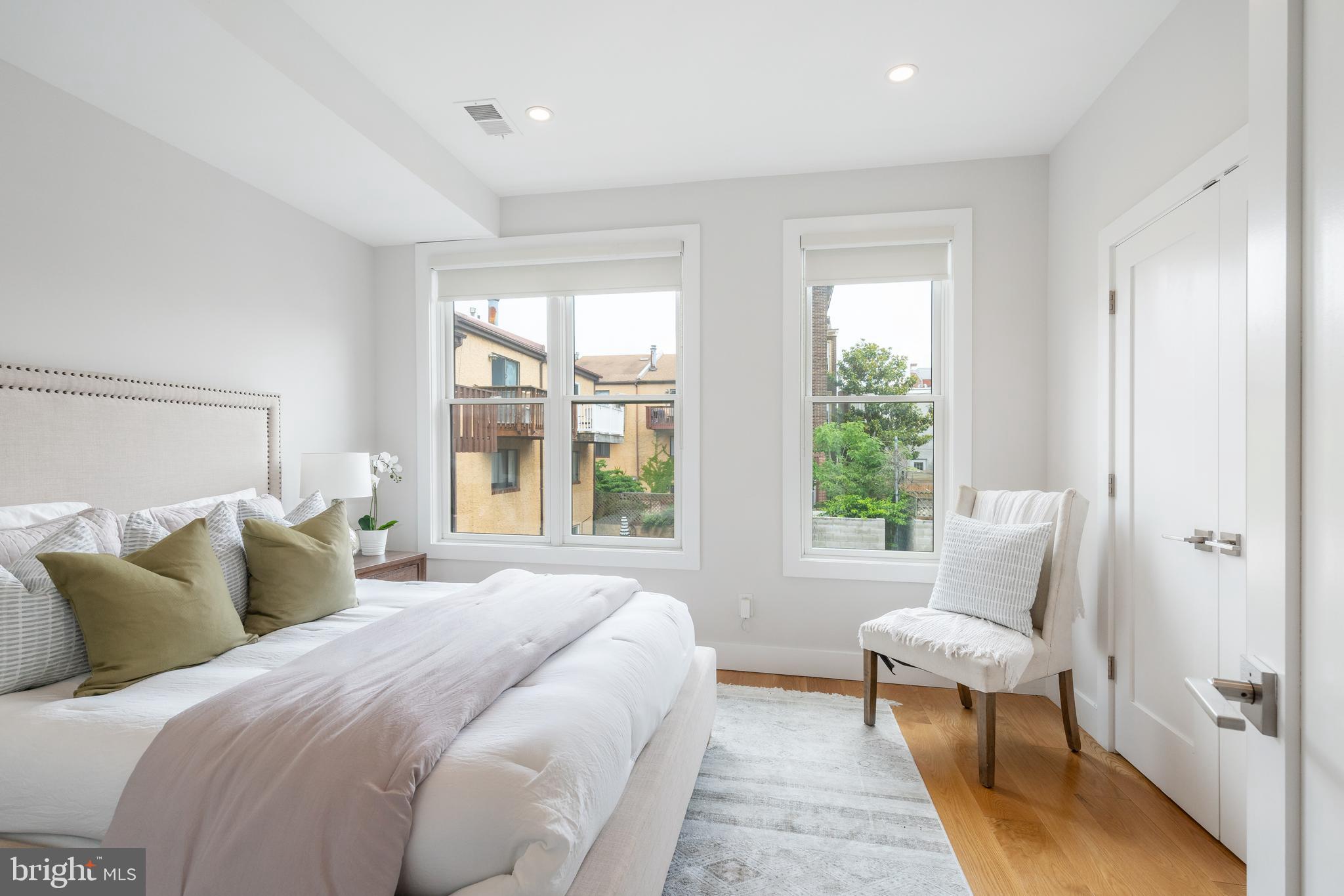 809 North Taney Street Philadelphia, PA 19130 - Photo 22 of 50