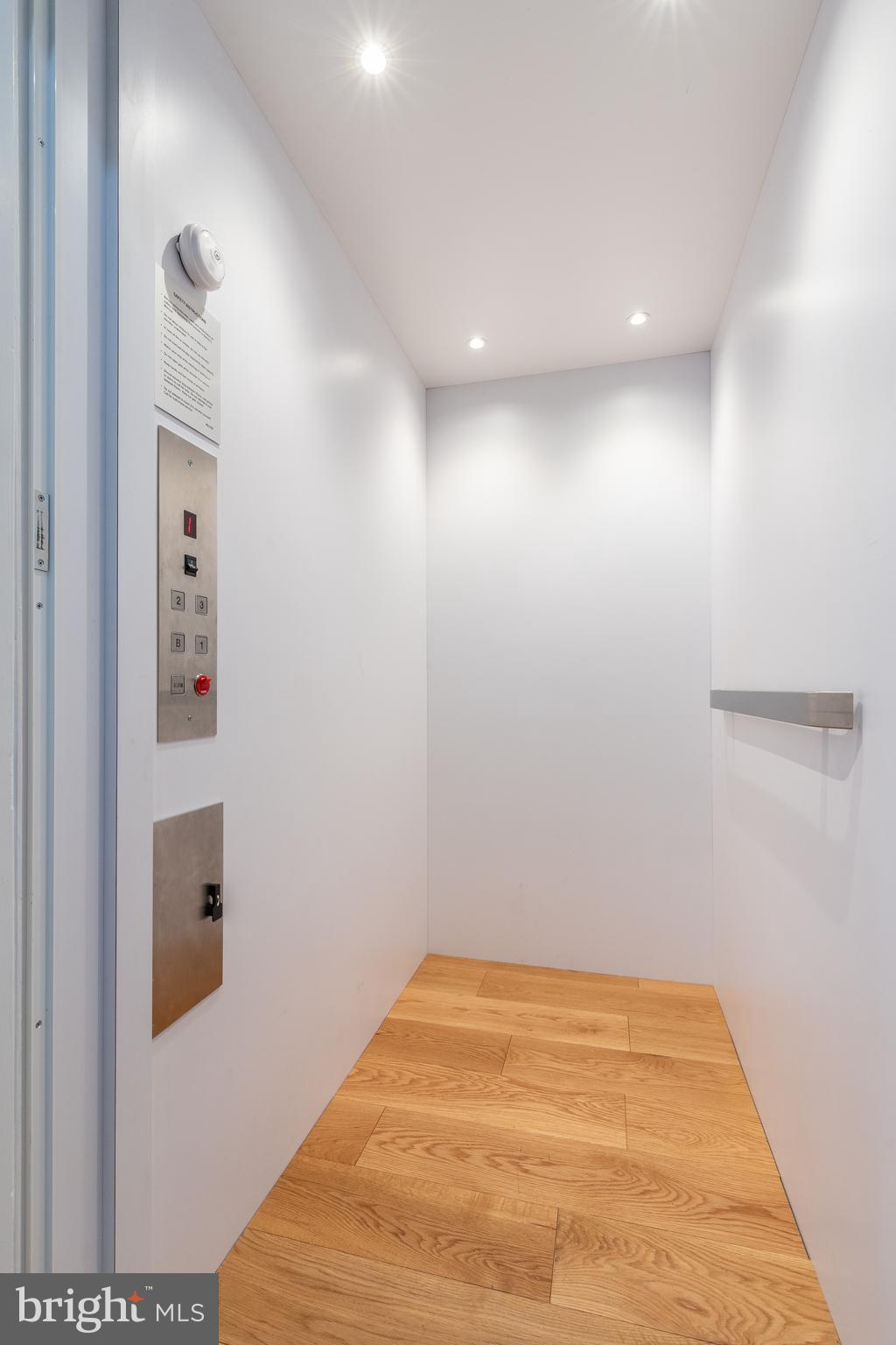 809 North Taney Street Philadelphia, PA 19130 - Photo 10 of 50