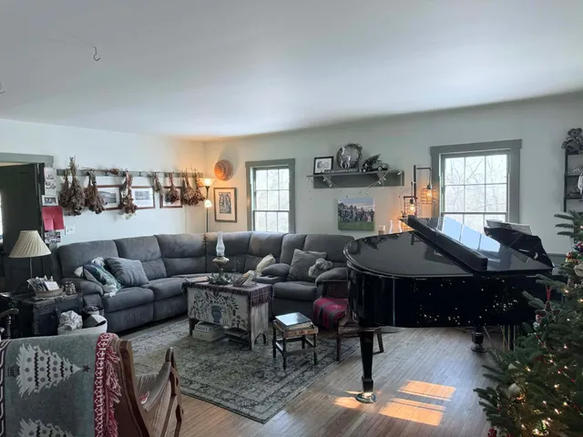 $450,000 | 15514 341st Avenue, Harmony, MN 55939