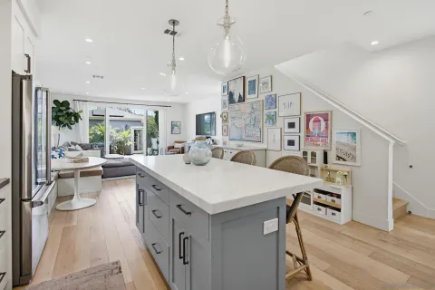 $2,949,999 | 835 Beryl Street, San Diego, CA 92109