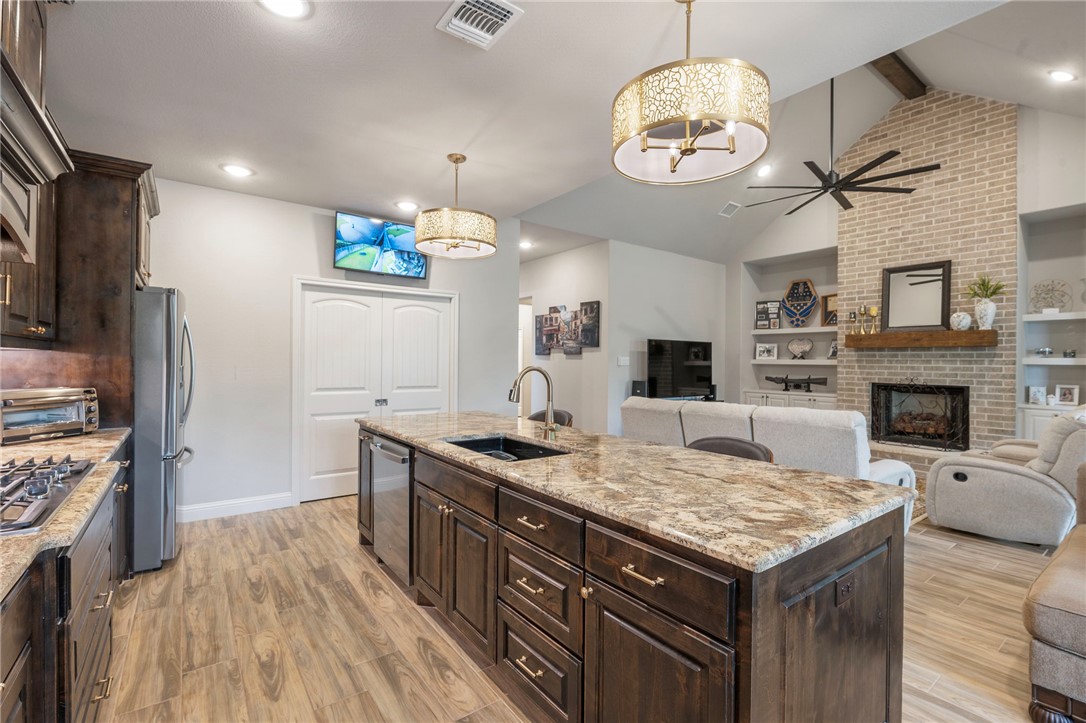 3000 Teller Drive Bryan, TX 77808 - Photo 10 of 34