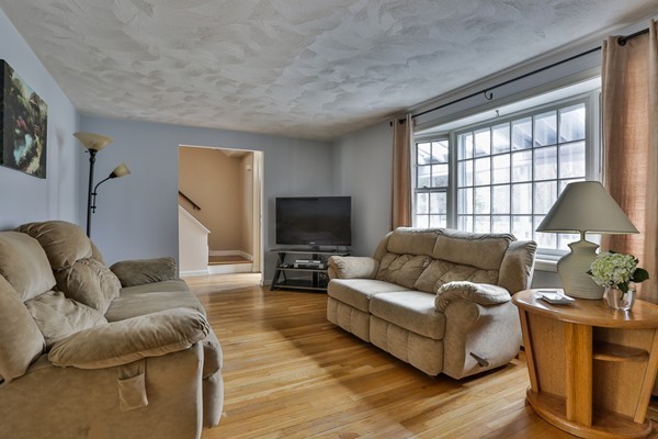 67 McDonald Road Wilmington, MA 01887 - Photo 13 of 27 Gallery Image 13