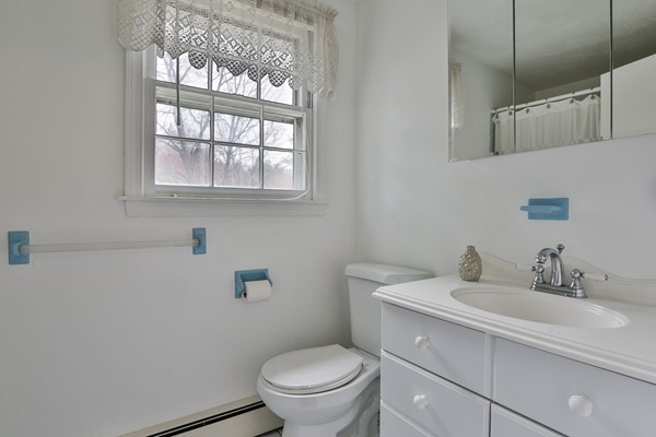 67 McDonald Road Wilmington, MA 01887 - Photo 16 of 27 Gallery Image 16