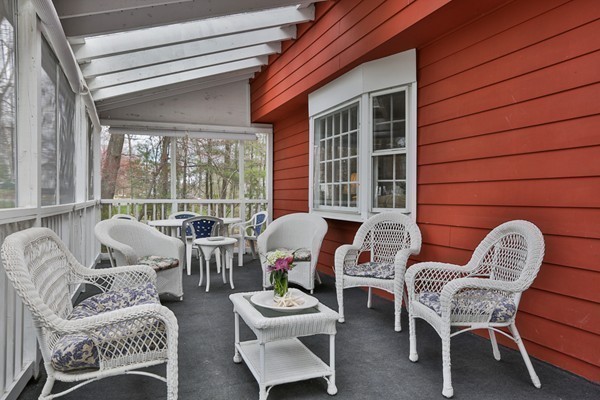 67 McDonald Road Wilmington, MA 01887 - Photo 5 of 27 Gallery Image 5