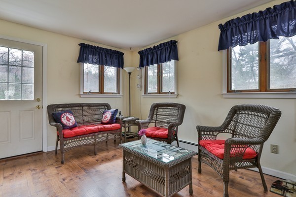 67 McDonald Road Wilmington, MA 01887 - Photo 6 of 27 Gallery Image 6