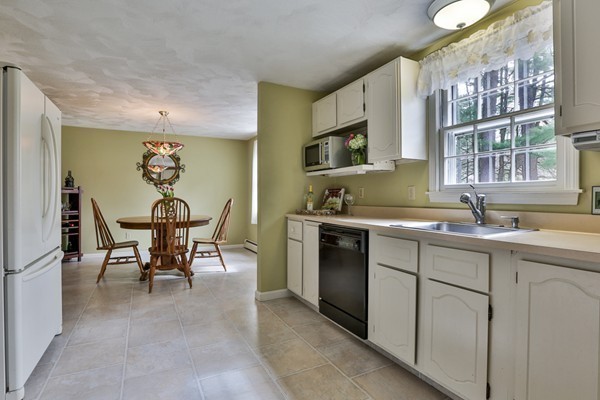 67 McDonald Road Wilmington, MA 01887 - Photo 9 of 27 Gallery Image 9