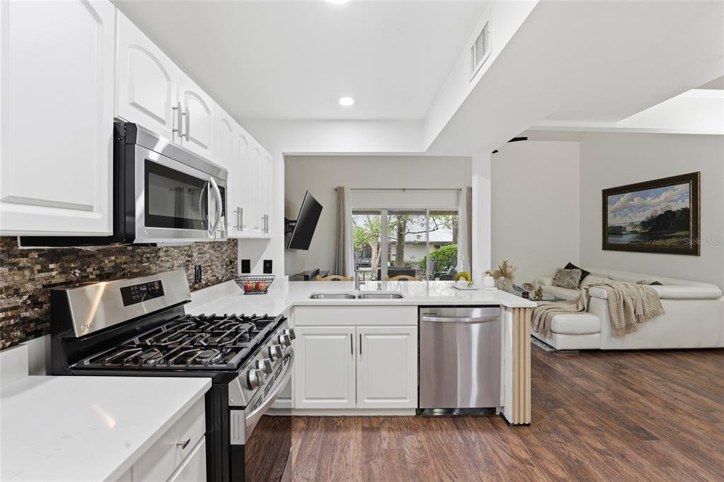 1215 Northwest 55th Street, Unit 7 Gainesville, FL 32605 - Photo 10 of 31