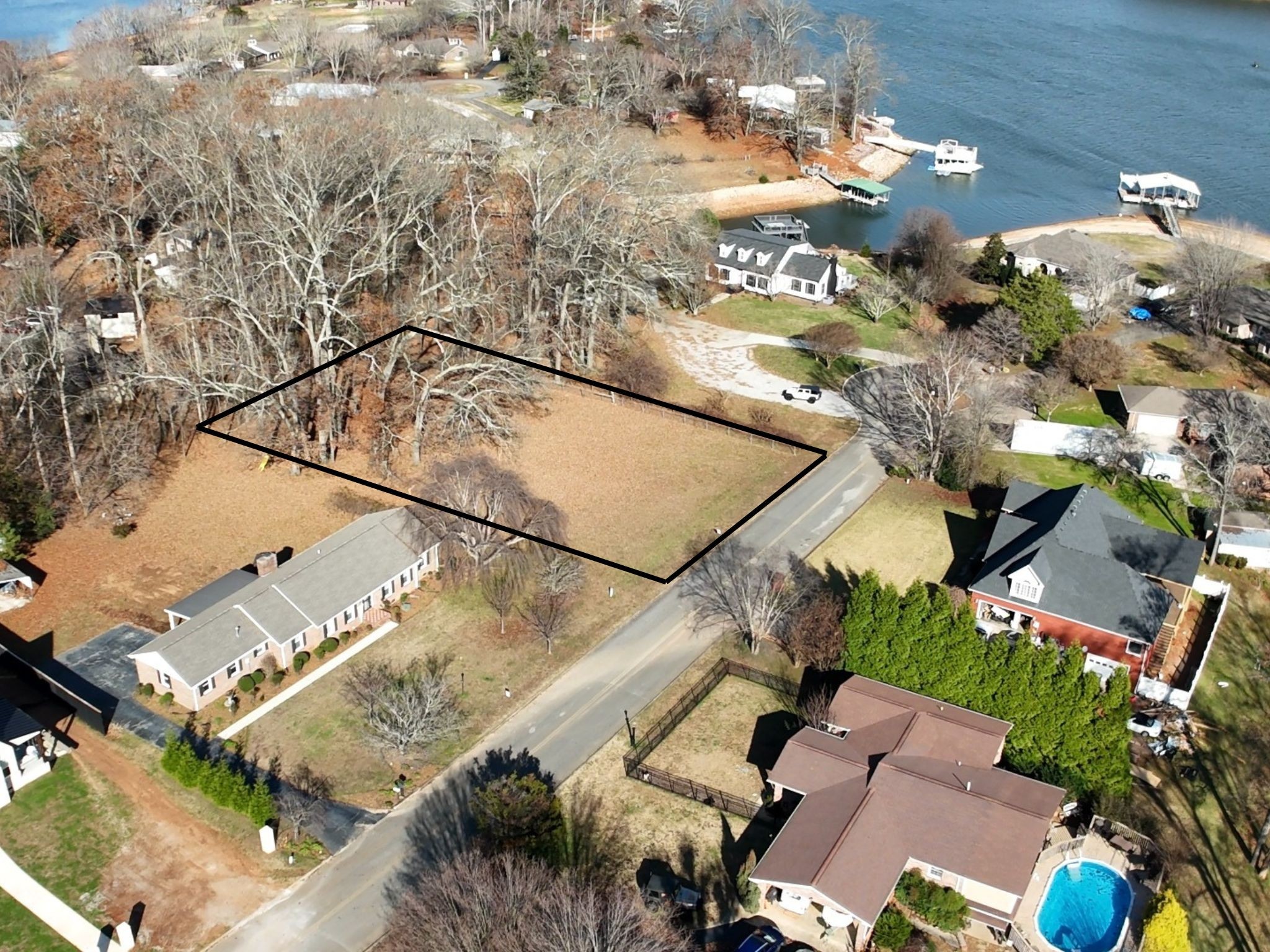 0 Long View Drive Winchester, TN 37398 - Photo 2 of 4 an aerial view of a house with a yard and lake view