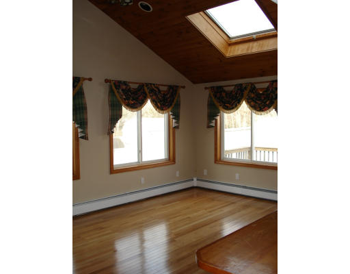 25 Rebecca Road Canton, MA 02021 - Photo 4 of 9 Gallery Image 4