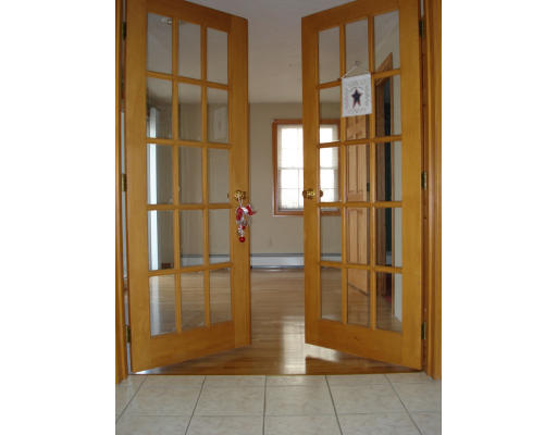 25 Rebecca Road Canton, MA 02021 - Photo 5 of 9 Gallery Image 5