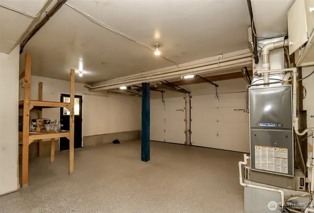 a view of a storage & utility room