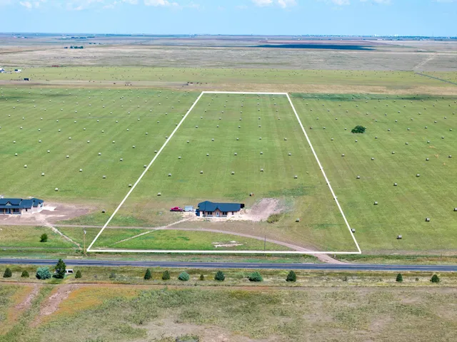 a view of an ocean and a building