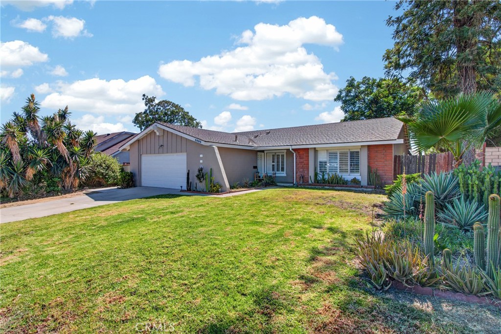 3395 Santa Cruz Drive Riverside, CA 92507 - Photo 2 of 35