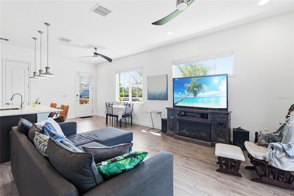 2373 Datura Loop St. Cloud, FL 34772 - Photo 6 of 50