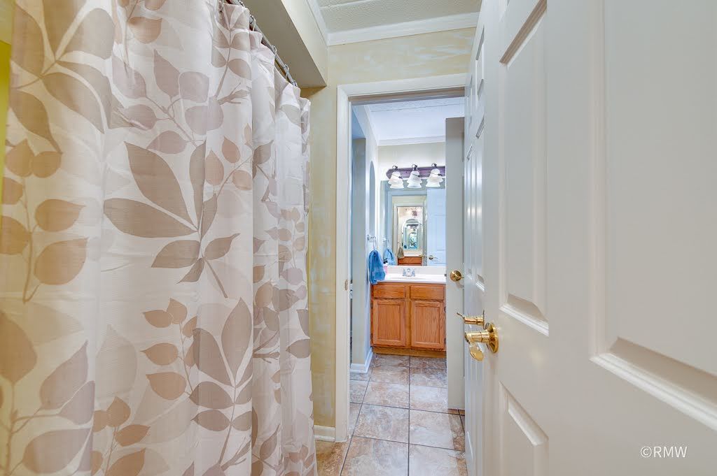 525 Timber Ridge Drive, Unit 306 Carol Stream, IL 60188 - Photo 9 of 26