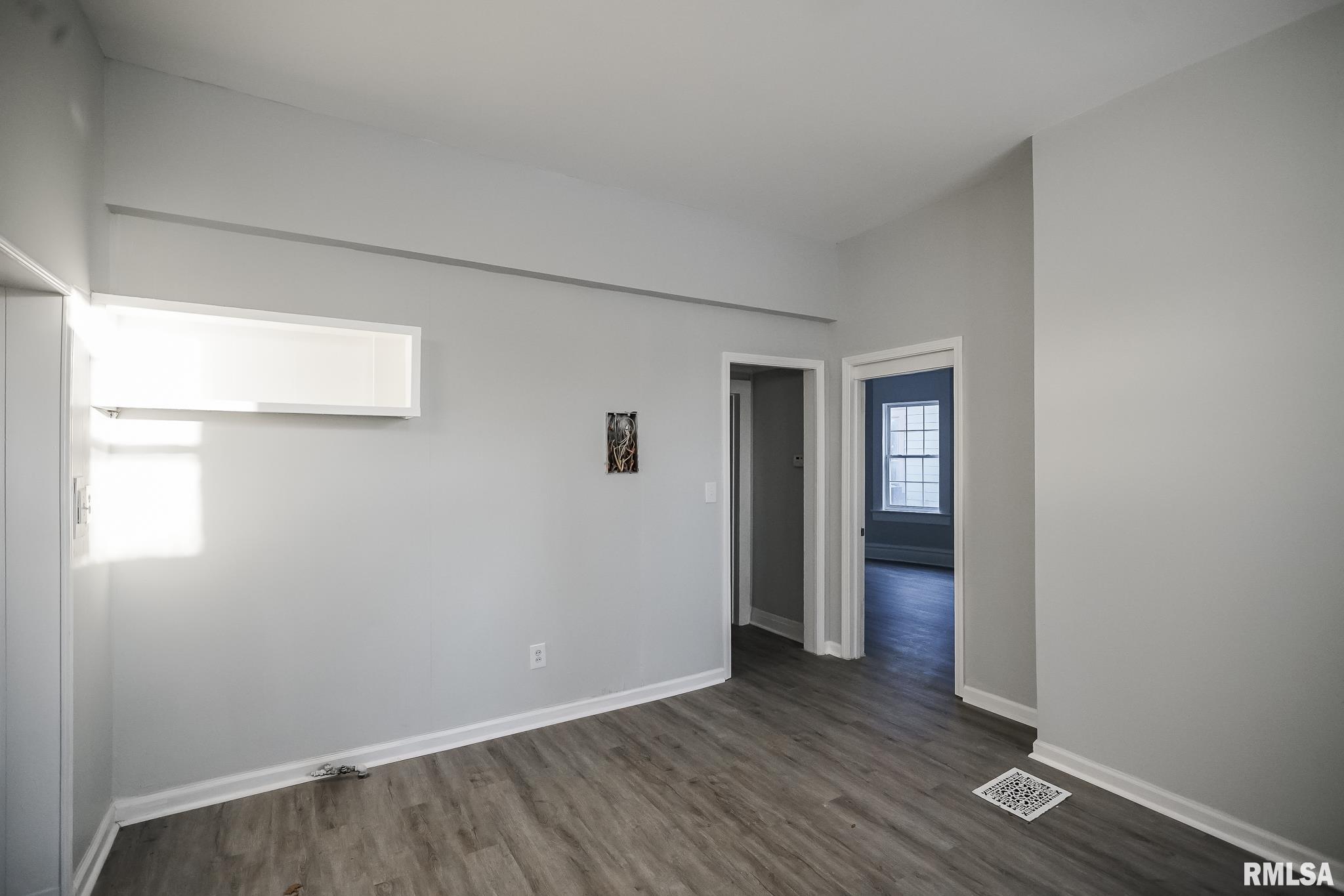 1107 North Sheridan Road Peoria, IL 61606 - Photo 14 of 76 Gallery Image 14