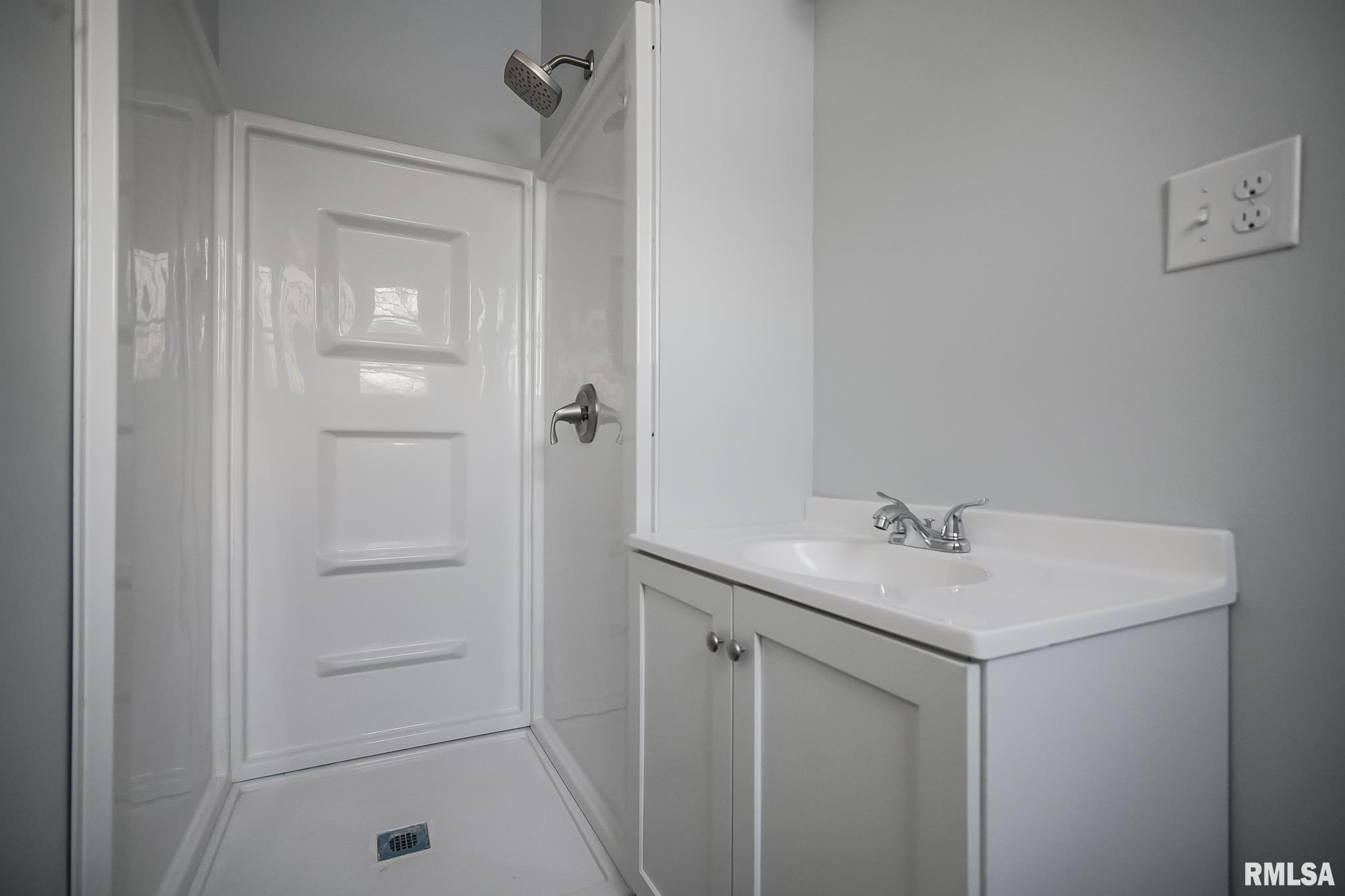 1107 North Sheridan Road Peoria, IL 61606 - Photo 24 of 76 Gallery Image 24