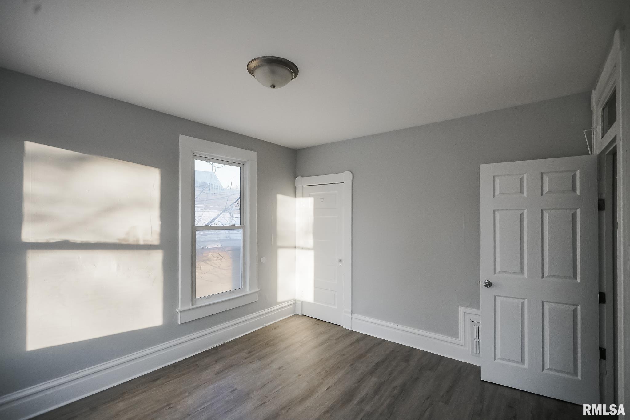 1107 North Sheridan Road Peoria, IL 61606 - Photo 30 of 76 Gallery Image 30