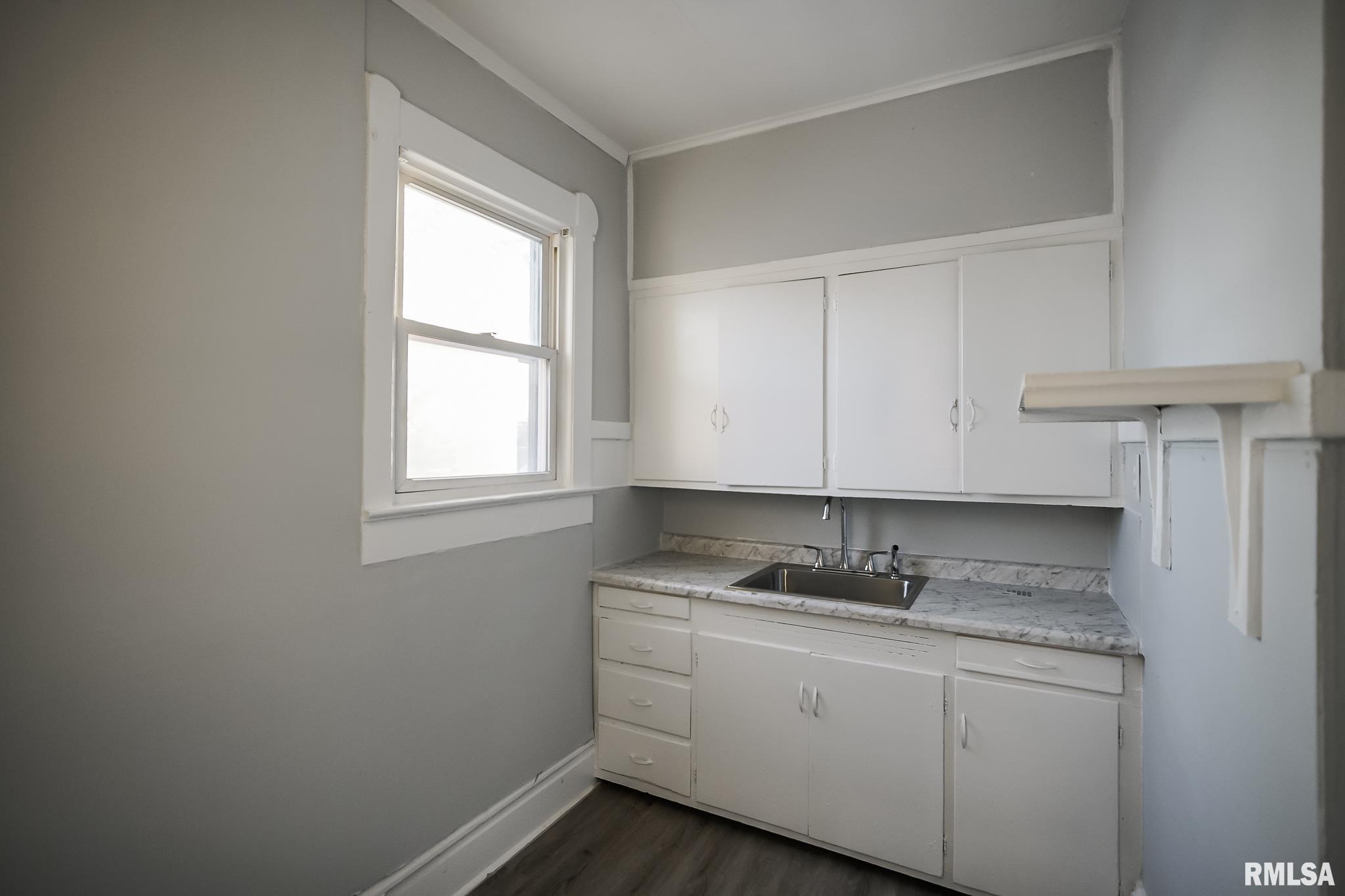 1107 North Sheridan Road Peoria, IL 61606 - Photo 40 of 76 Gallery Image 40