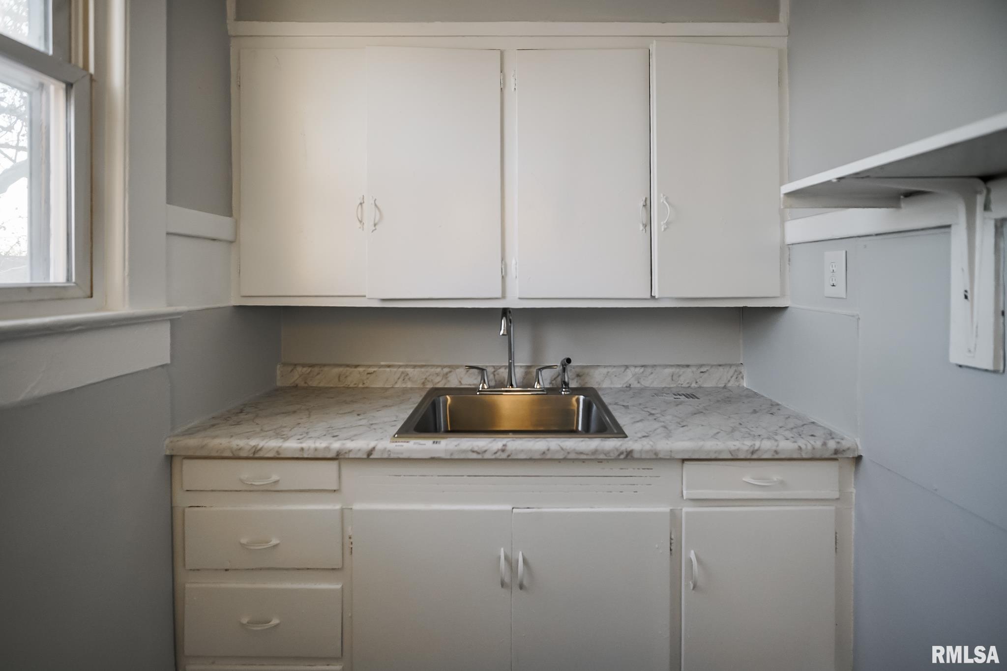 1107 North Sheridan Road Peoria, IL 61606 - Photo 42 of 76 Gallery Image 42