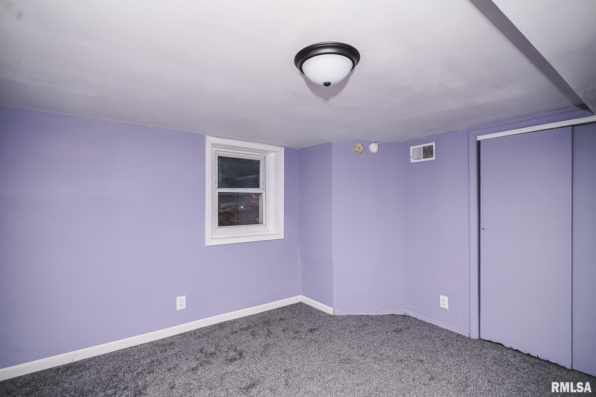 1107 North Sheridan Road Peoria, IL 61606 - Photo 61 of 76 Gallery Image 61