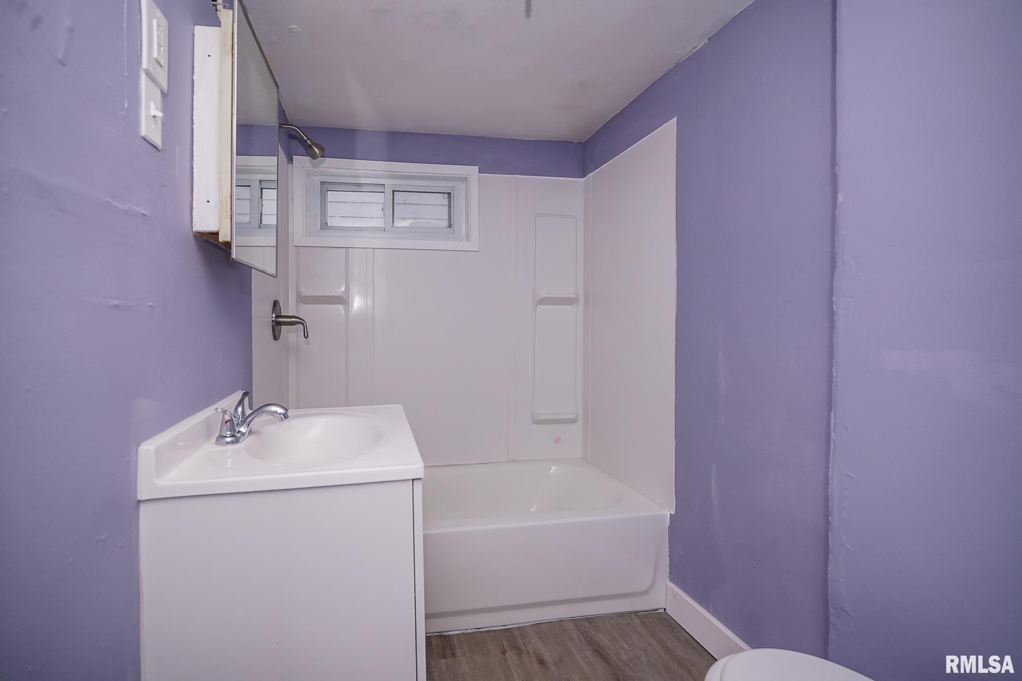 1107 North Sheridan Road Peoria, IL 61606 - Photo 63 of 76 Gallery Image 63