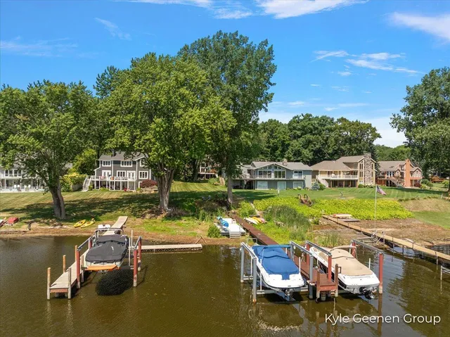 $995,000 | 46 Counts Cove Court, Holland, MI 49424