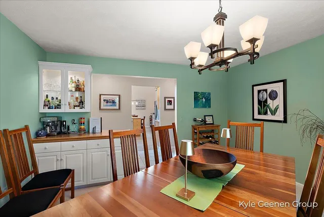 $995,000 | 46 Counts Cove Court, Holland, MI 49424