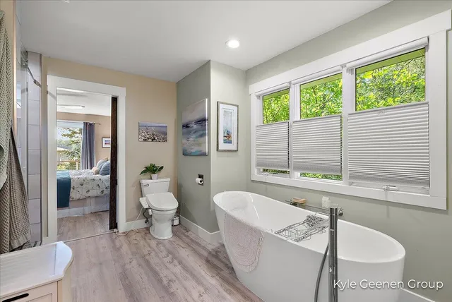 $995,000 | 46 Counts Cove Court, Holland, MI 49424