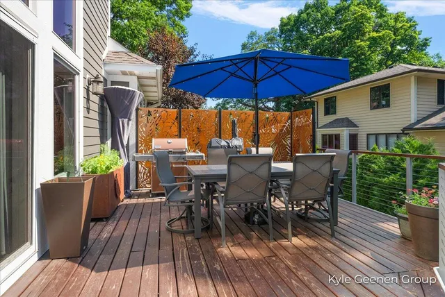 $995,000 | 46 Counts Cove Court, Holland, MI 49424