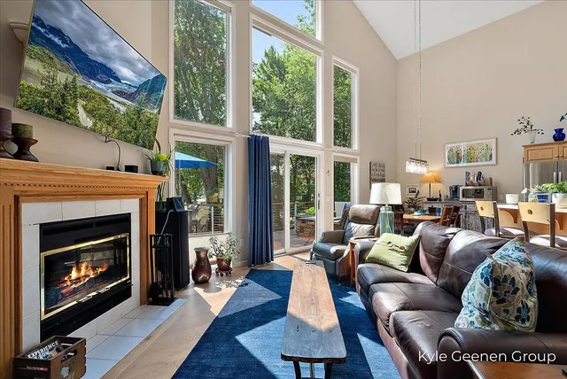 $995,000 | 46 Counts Cove Court, Holland, MI 49424