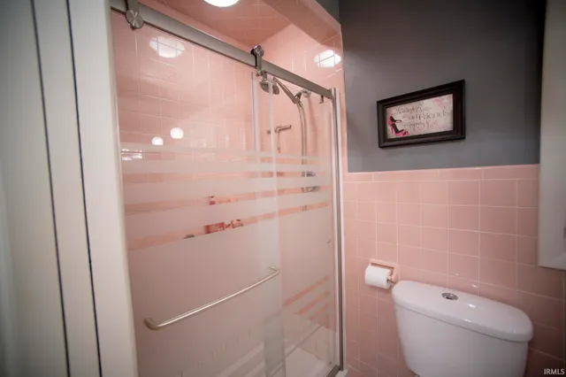 $394,900 | 2704 Rose Drive, Vincennes, IN 47591