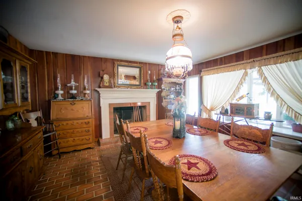 $385,000 | 2704 Rose Drive, Vincennes, IN 47591