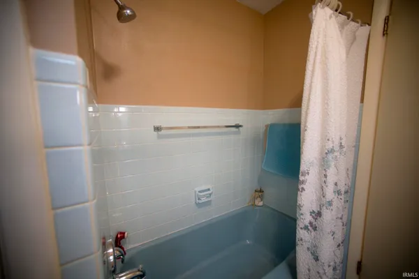 $385,000 | 2704 Rose Drive, Vincennes, IN 47591