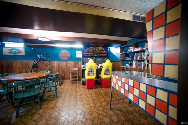 $385,000 | 2704 Rose Drive, Vincennes, IN 47591