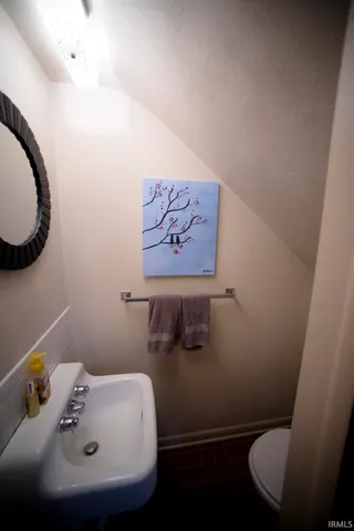 $394,900 | 2704 Rose Drive, Vincennes, IN 47591