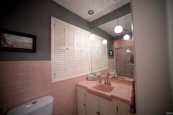 $385,000 | 2704 Rose Drive, Vincennes, IN 47591