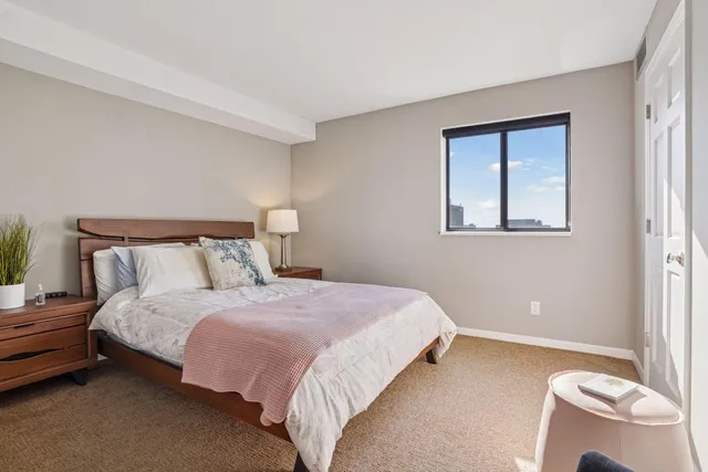 $189,000 | 78 10th Street East, Unit 1010, St. Paul, MN 55101