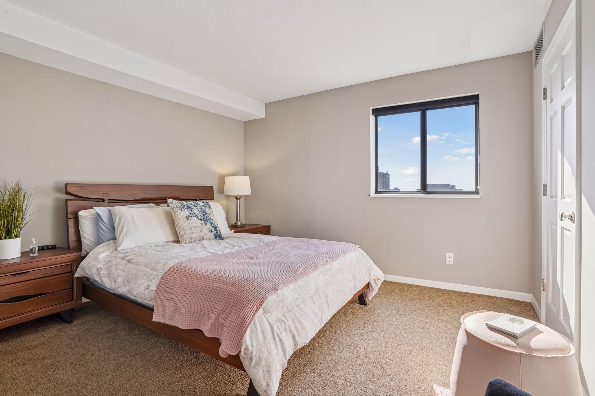 78 10th Street East, Unit 1010 St. Paul, MN 55101 - Photo 17 of 61