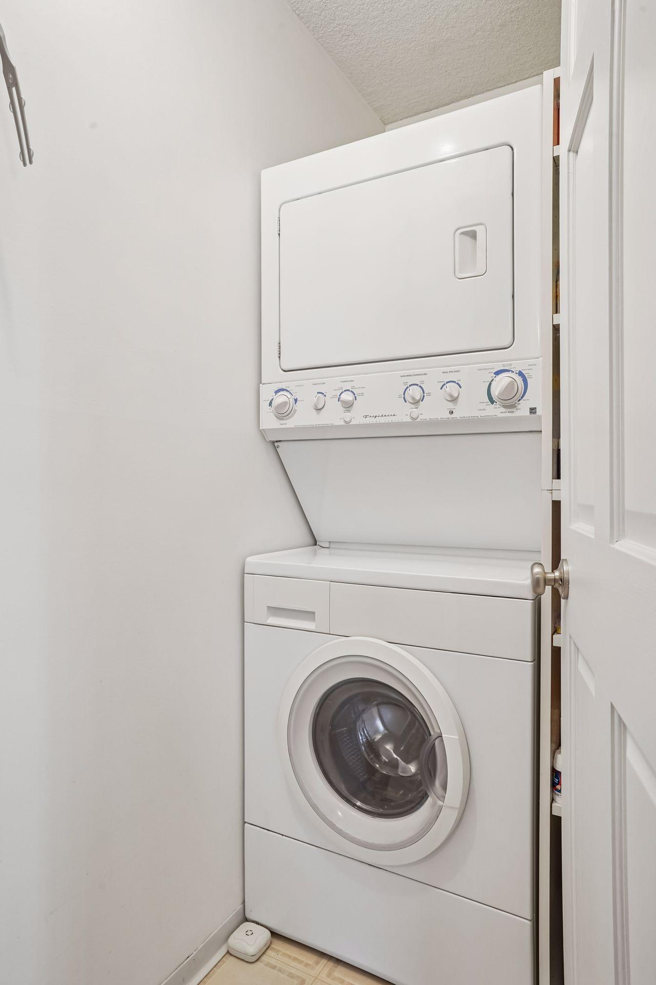 78 10th Street East, Unit 1010 St. Paul, MN 55101 - Photo 26 of 61