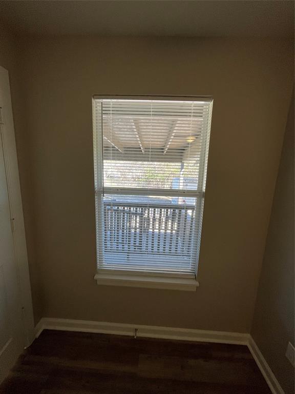 110 Crockett Street, Unit B Valley View, TX 76272 - Photo 3 of 17