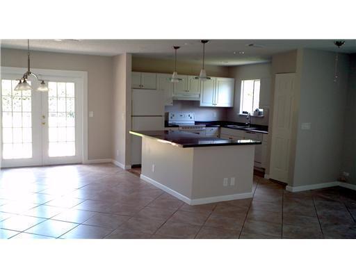6315 Bischoff Road West Palm Beach, FL 33413 - Photo 3 of 6 DINING ROOM