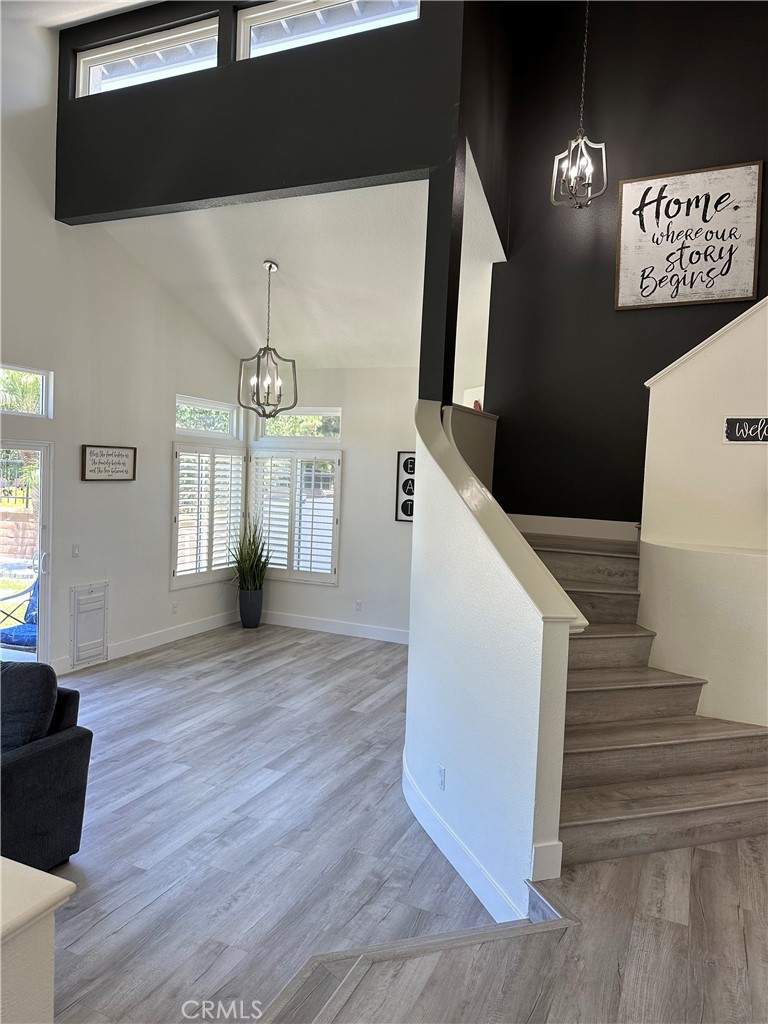 1037 North Montecito Place Orange, CA 92869 - Photo 3 of 17 Dining Area