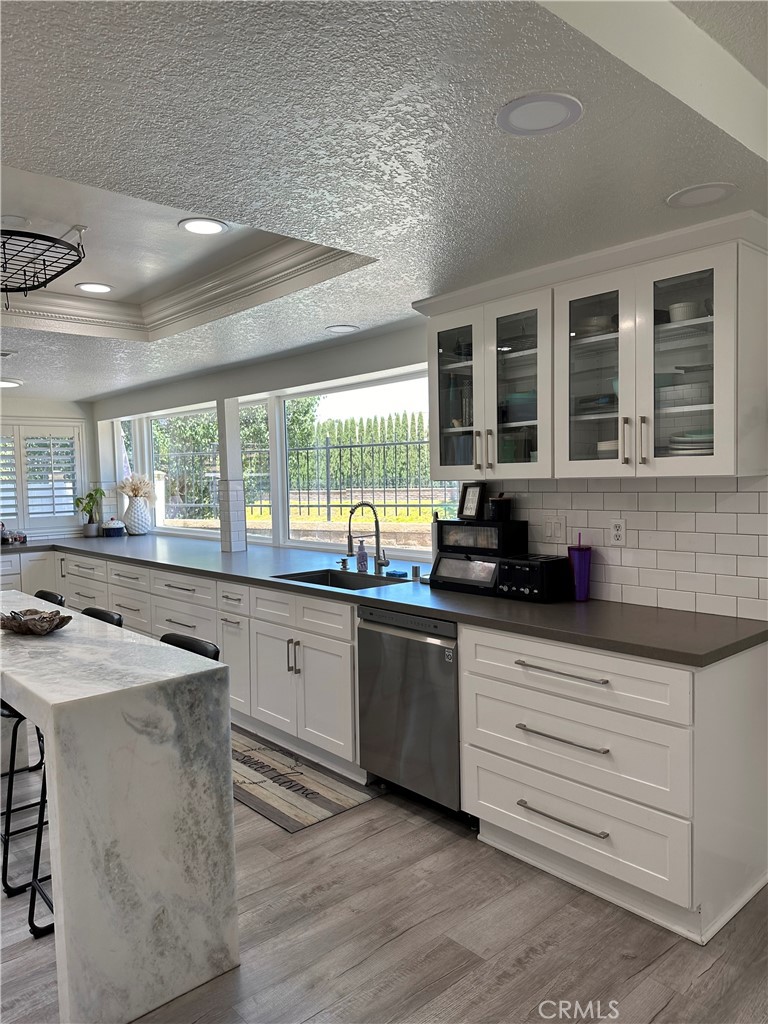 1037 North Montecito Place Orange, CA 92869 - Photo 6 of 17 Kitchen