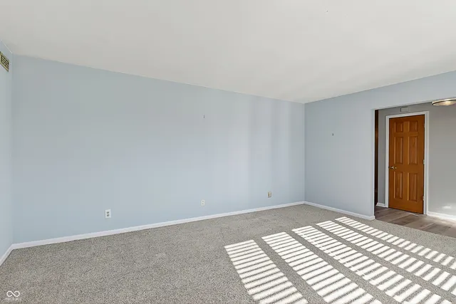 $340,000 | 14290 West Co Road 500 North, Yorktown, IN 47396